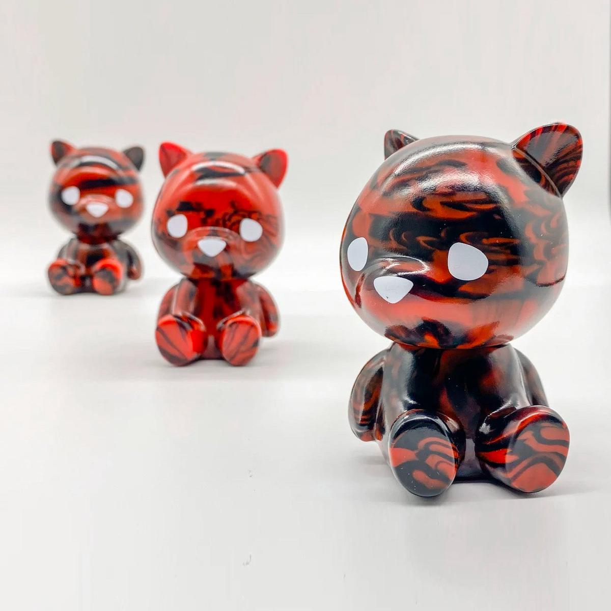 Luke Chueh - "Hello Lukey" Sofubi (Red Marble) - SIGNED!