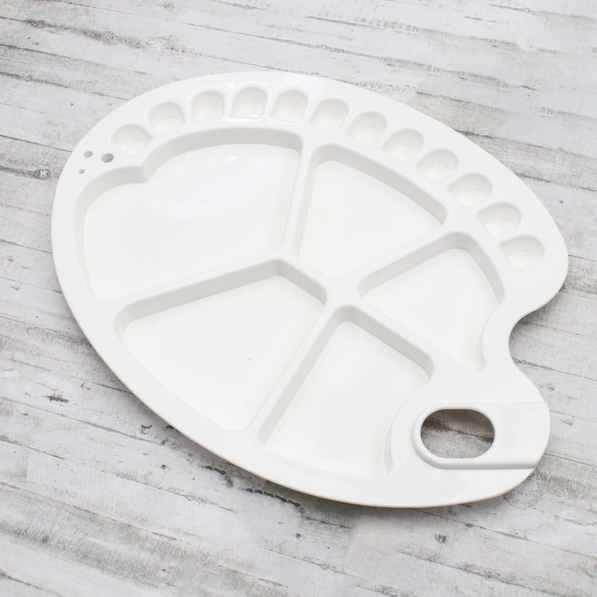 Artists Plastic Palette 13.4Inch X 9.6Inch 17 Well 1Pc